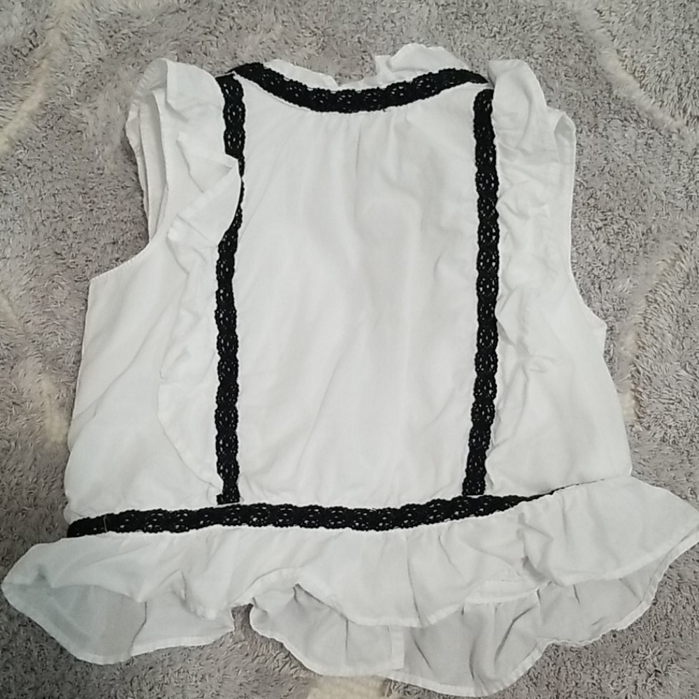 Janie and jack sleeveless blouse